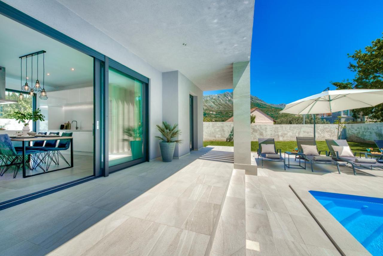 Villa Oasis - Your Luxury Home Away From Home Celopeci Exterior foto